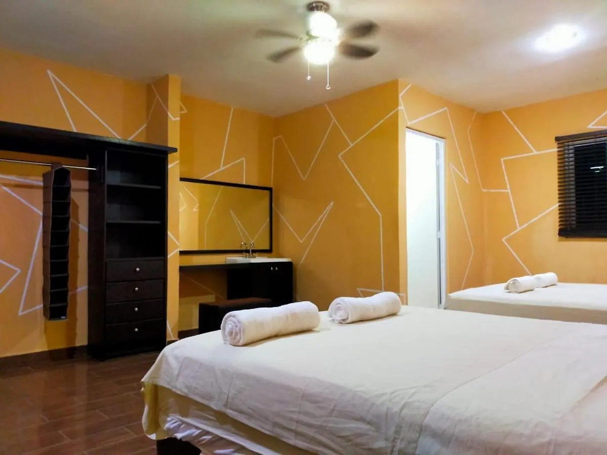 Holiday home Casa Mexicana Amplia Con Seguridad, Alberca Y Parking Villa Playa del Carmen Mexico