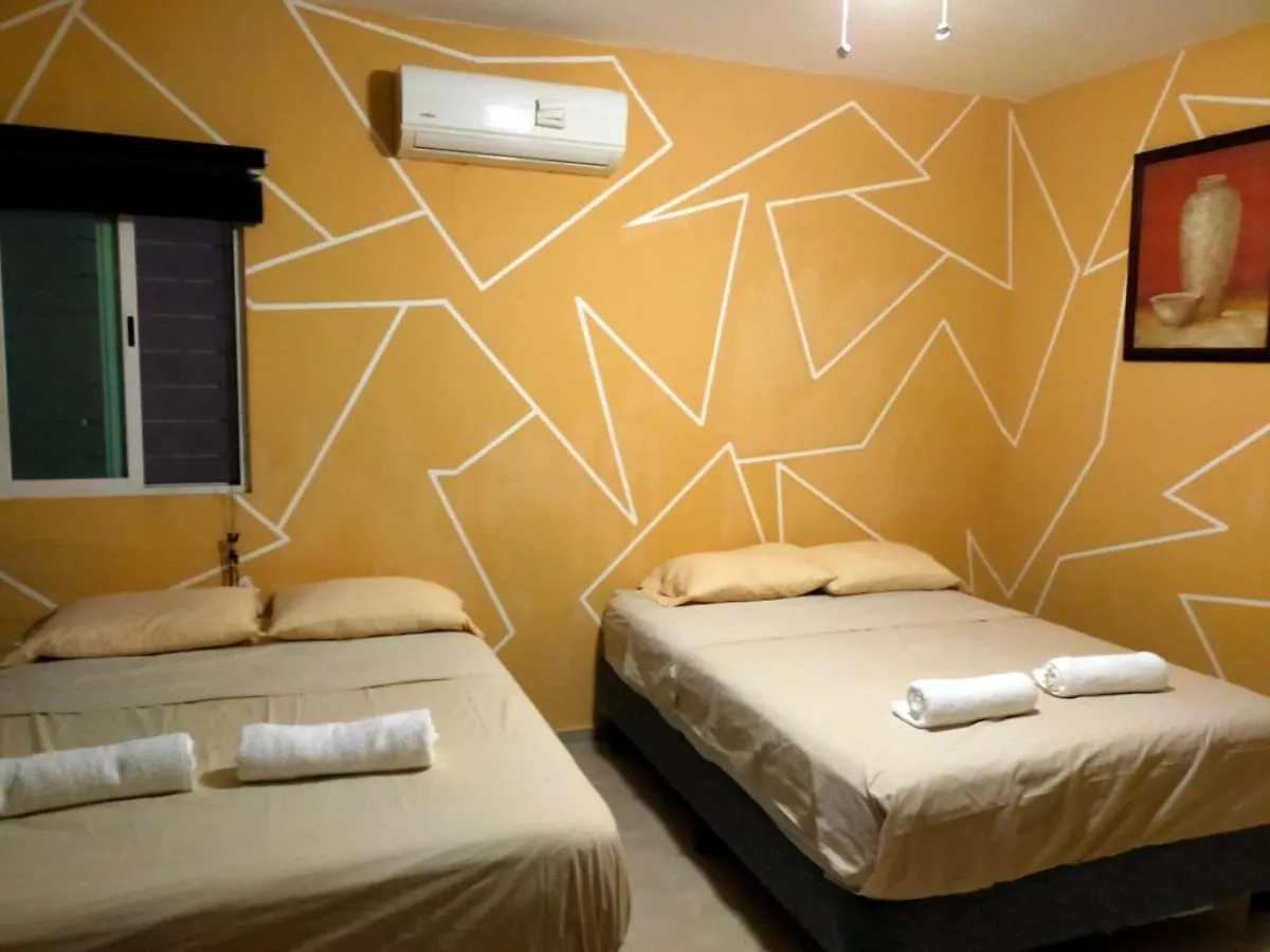 Casa Mexicana Amplia Con Seguridad, Alberca Y Parking Villa Playa del Carmen