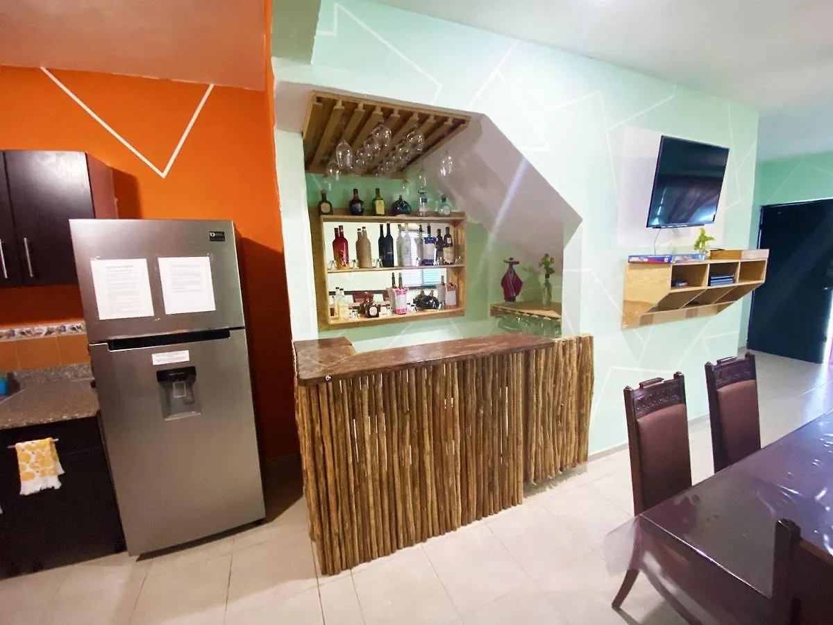 Holiday home Casa Mexicana Amplia Con Seguridad, Alberca Y Parking Villa Playa del Carmen
